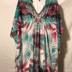 jennifer lopez flutter kimono dress